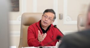 El presidente Petro insiste en defender las reformas sociales y la educación gratuita