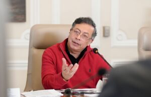 El presidente Petro insiste en defender las reformas sociales y la educación gratuita