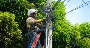 EMCALI retira más de 60.000 metros de cableado en Cali con su operación ‘Sin Enredos’