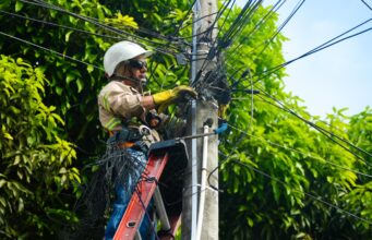 EMCALI retira más de 60.000 metros de cableado en Cali con su operación ‘Sin Enredos’