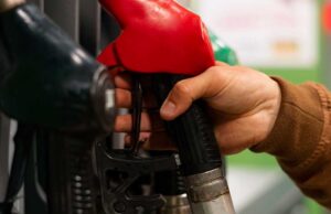 Combustibles sin alzas en septiembre: Gobierno busca aliviar a hogares afectados por el terremoto