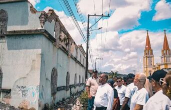 Gobernación del Valle impulsa reparación de viviendas y reactivación económica en el municipio de Restrepo