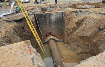 EMCALI repara tubería afectada por el sismo en la Carrera 8 y el paso vehicular se restablecerá el 18 de septiembre