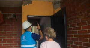 Atención institucional llega a hogares damnificados en La Buitrera