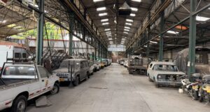 EMCALI inicia desintegración de 55 vehículos que llevaban más de 15 años fuera de servicio